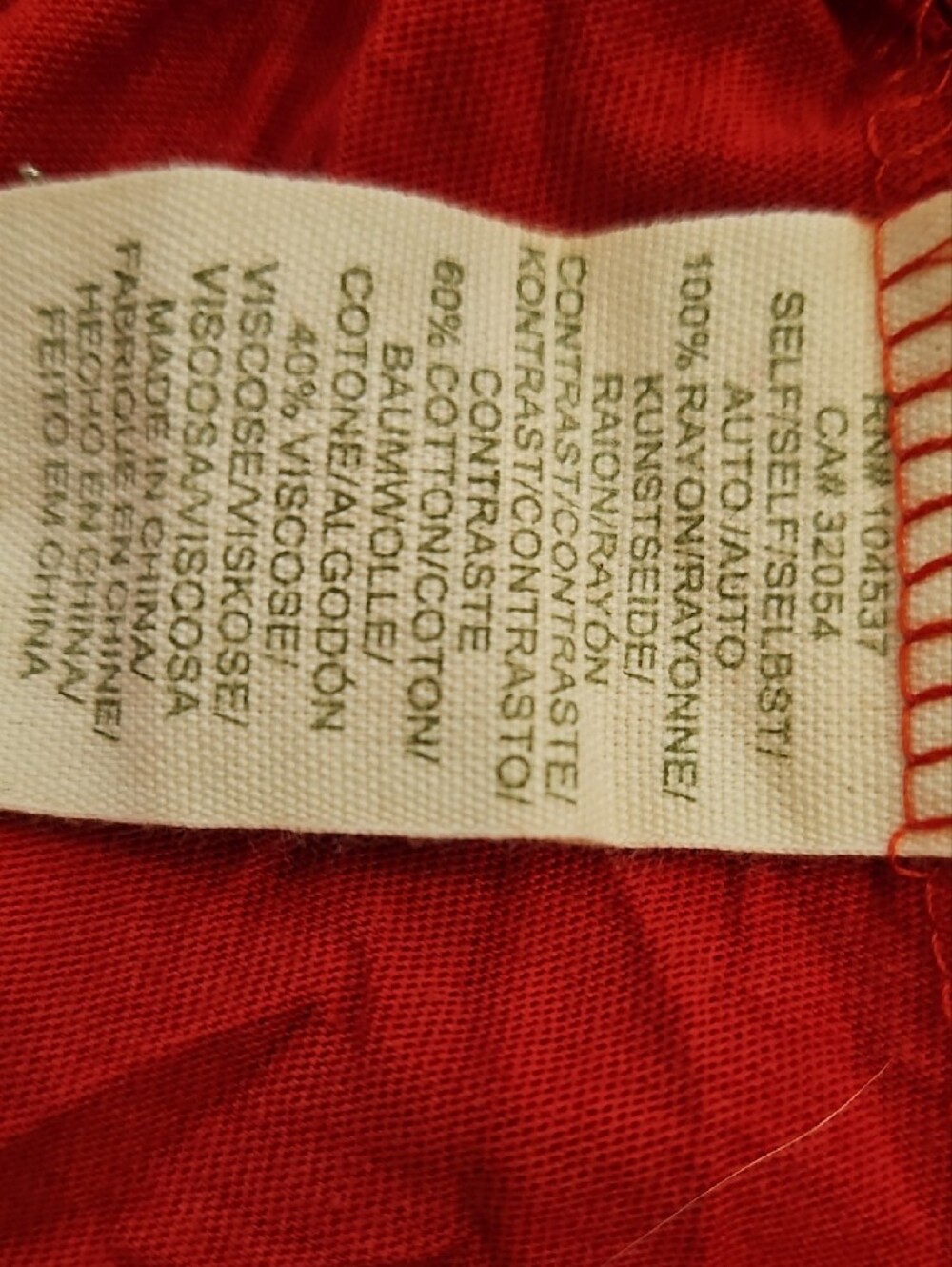 Red Patterned Short-Sleeve Women's Top - Picture 6 of 7